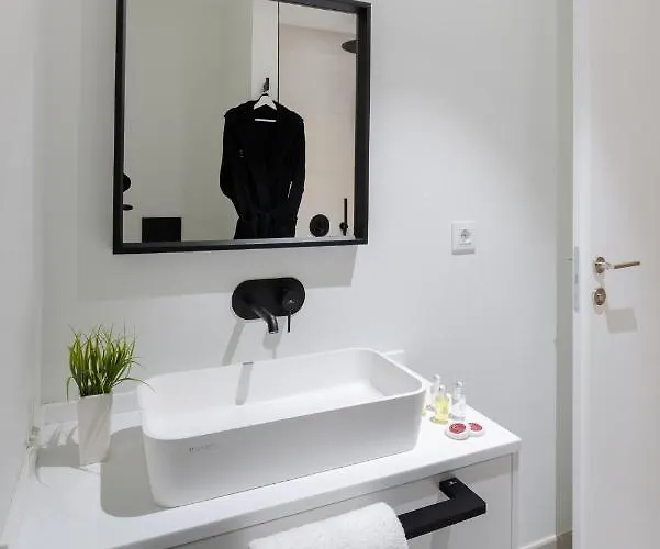 Karat Ibardin Rokabella أذيخي