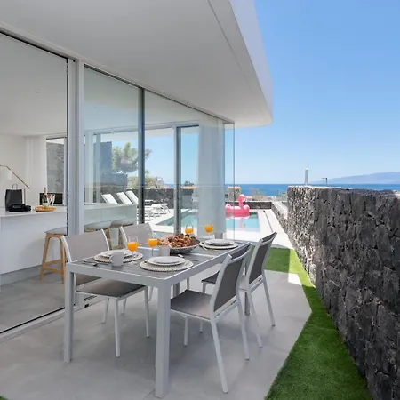 Karat Ibardin Rokabella 빌라 *