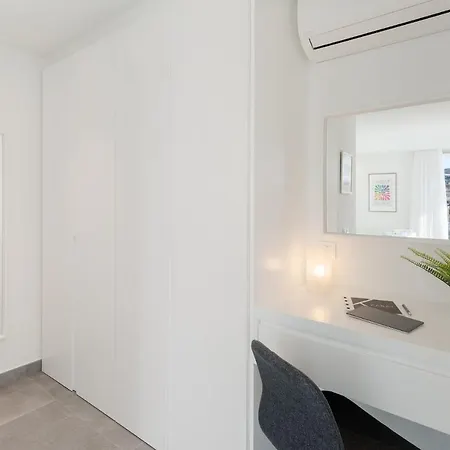 Karat Ibardin Rokabella * 아데제