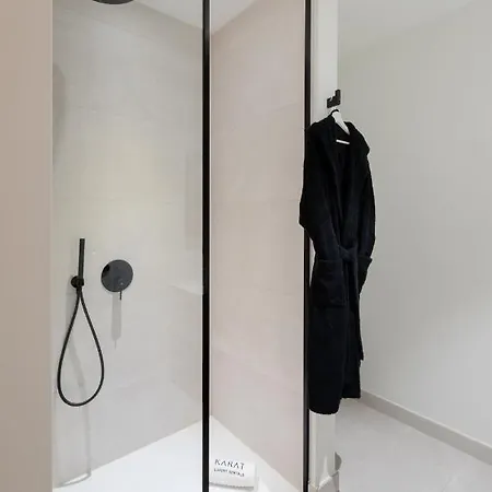 Karat Ibardin Rokabella 아데제